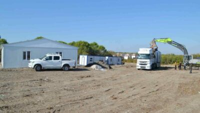 Mustafakemalpaşa’nın Yalıntaş Mahallesi’nde projelendirilen TOKİ konutlarında inşaat aşamasına gelindi. Çevre,