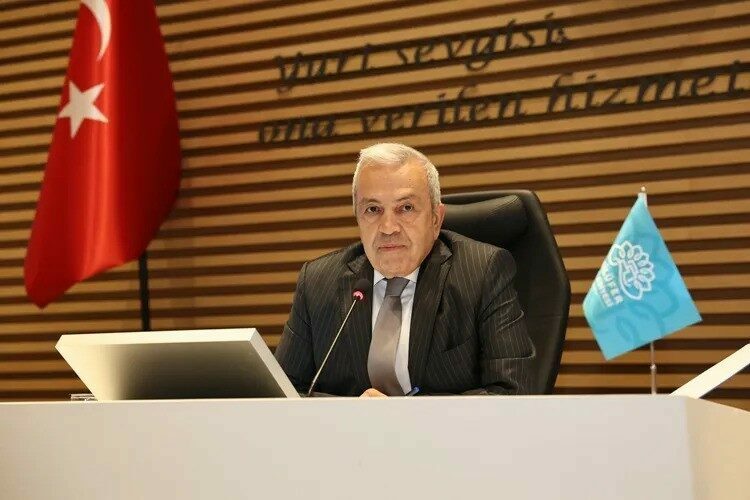 Nilüfer Belediye Başkanı Şadi Özdemir, önceki dönem Belediye Başkanı Turgay