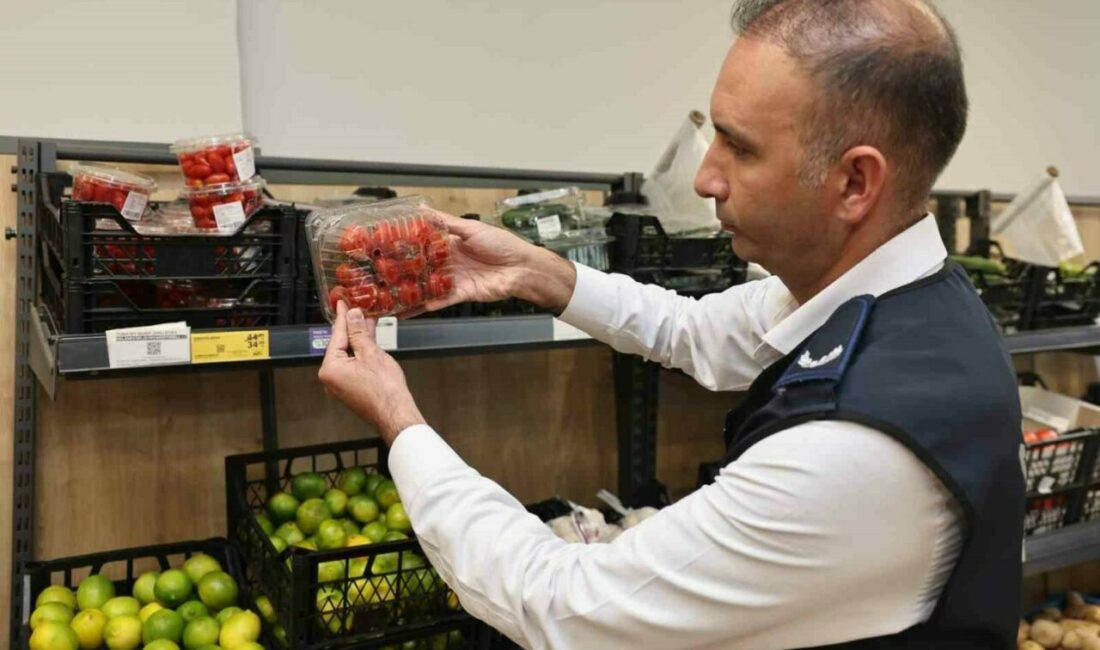 Nilüfer’de halk sağlığı için marketlere sıkı denetim Nilüfer Belediye Başkanlığı Denetim Zabıta Amirliği ekipleri, ilçede faaliyet gösteren