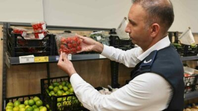 Nilüfer Belediye Başkanlığı Denetim Zabıta Amirliği ekipleri, ilçede faaliyet gösteren