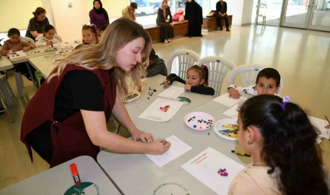 Osmangazi Belediyesi, hayata geçirdiği atölye çalışmasıyla çocuklara oyunlar oynatarak sağlıklı