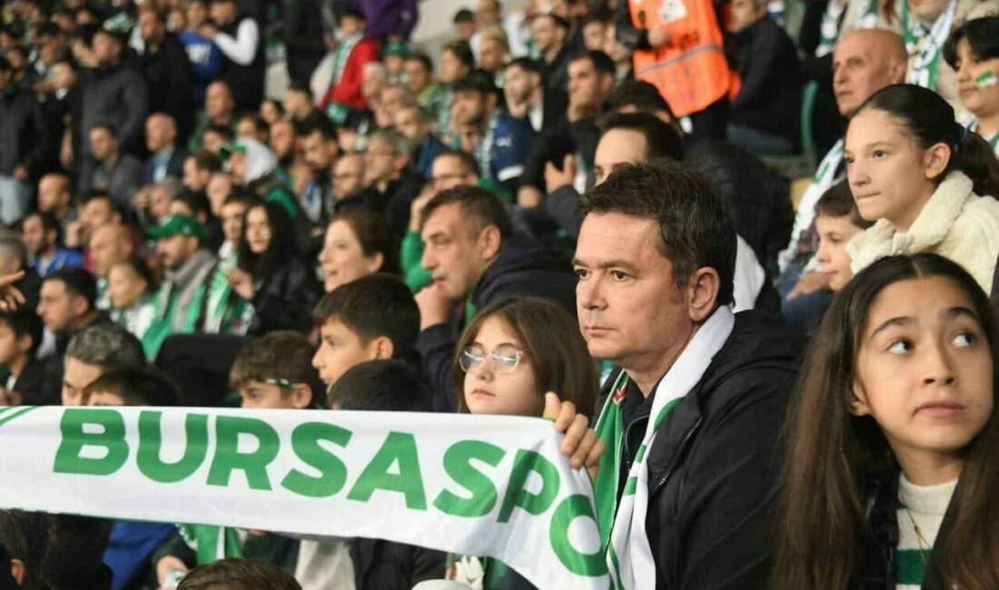 Osmangazi’de minik kalpler Bursaspor için attı Osmangazi Belediye Başkanı Erkan Aydın, yeni nesilleri Bursaspor’lu yapmak için
