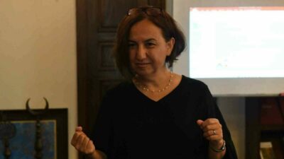 Osmangazi Belediyesi’nin velilere yönelik düzenlediği Yetişkinlerle Çocuk Kitaplarına Bakış Atölyesi’nin