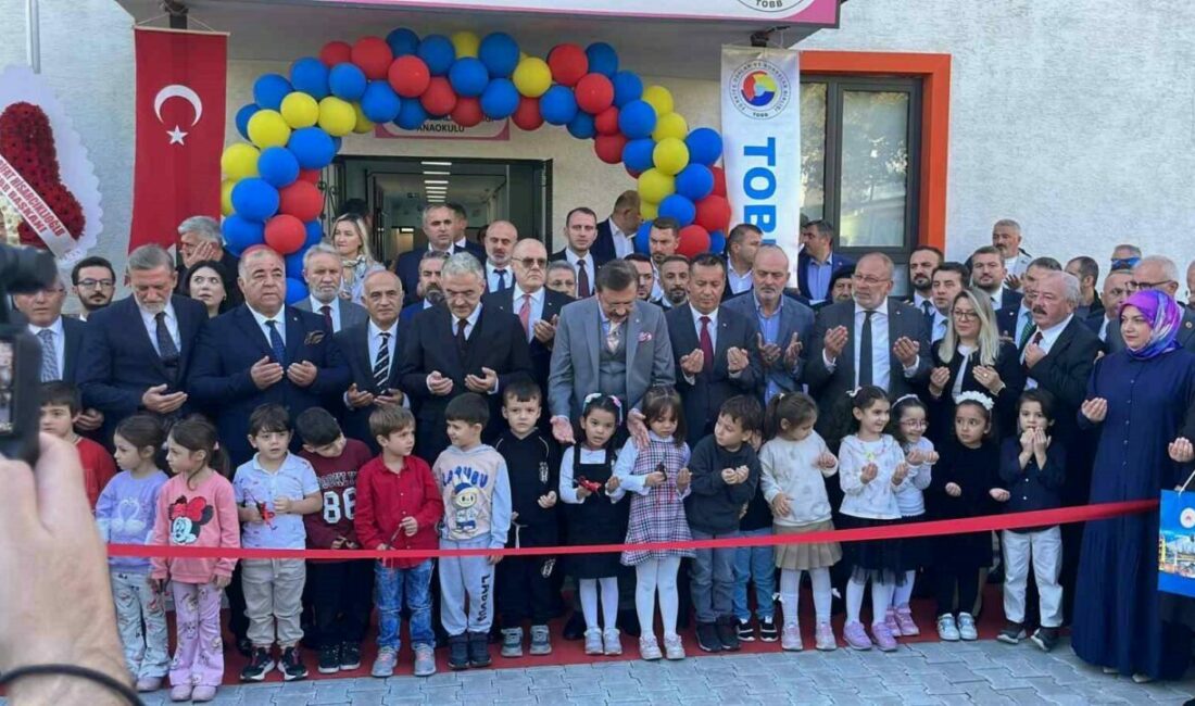 Rıfat Hisarcıklıoğlu Gemlik’te TOBB Anaokulu açılışına katıldı Türkiye Odalar ve Borsalar Birliği Başkanı Rıfat Hisarcıklıoğlu, Gemlik’te TOBB