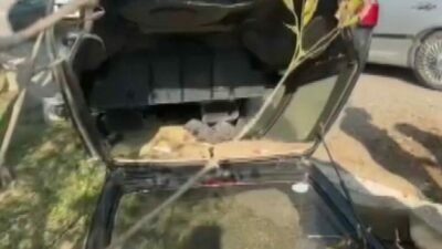 Bursa’nın Nilüfer ilçesinde, İzmir yolunda seyir halindeyken kontrolden çıkan otomobil,