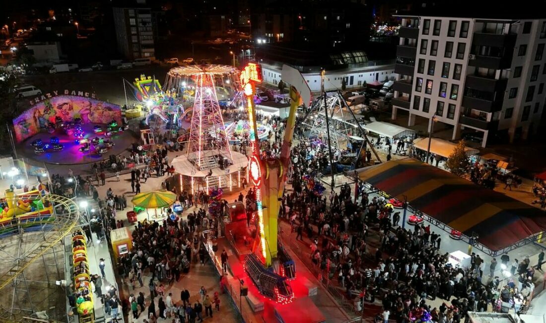 Yenişehir Belediyesi tarafından düzenlenen Tarihi Yenişehir Panayırı, yoğun ilgi gördü.
