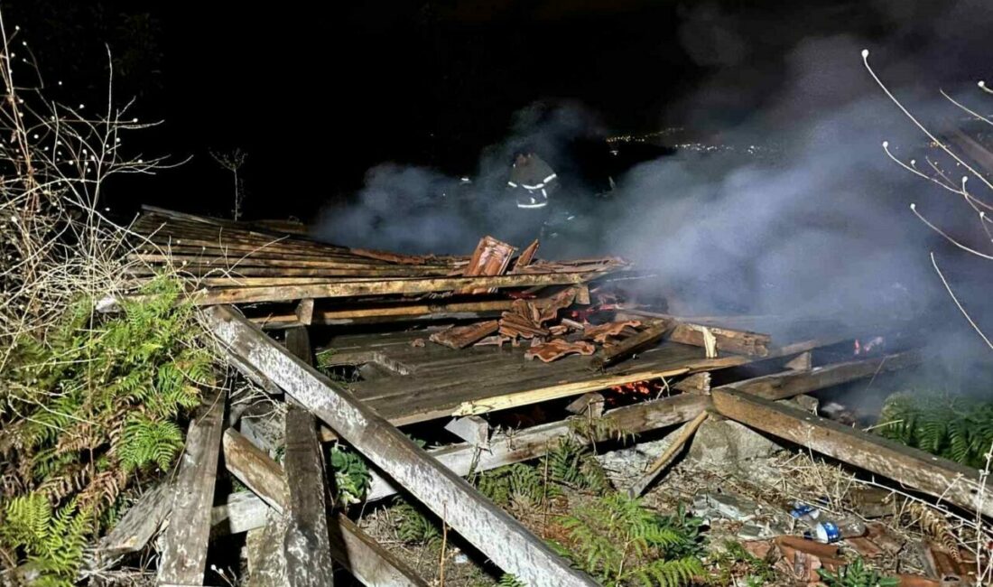 Tarlada çıkan yangın 2 barakayı küle çevirdi Bursa’nın İnegöl ilçesinde tarladaki 2 baraka alev alev yandı. Yangın