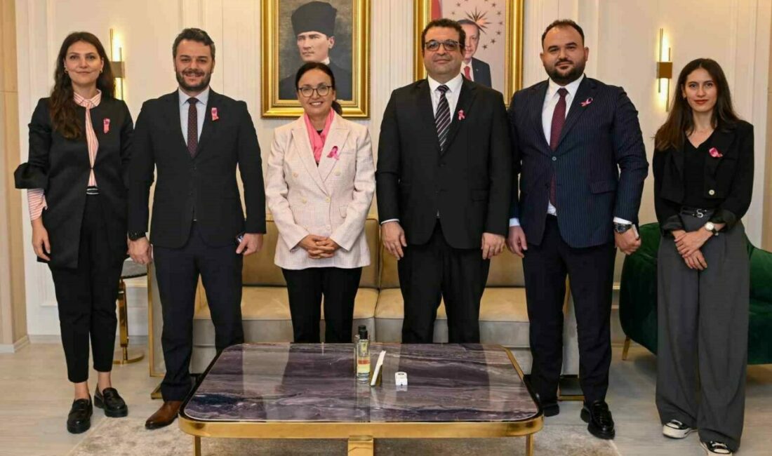 Uludağ Elektrik’ten meme kanserine karşı “Pembe Farkındalık” Uludağ Elektrik, toplumsal sorumluluk bilinciyle hareket ederek her yıl olduğu