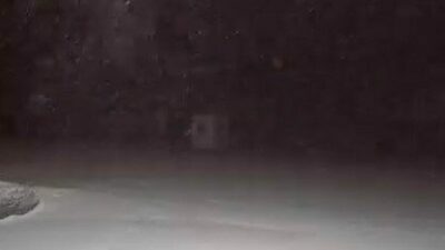 Bursa Uludağ’da kar yağışı etkili oluyor. İki gündür sağanak yağışın