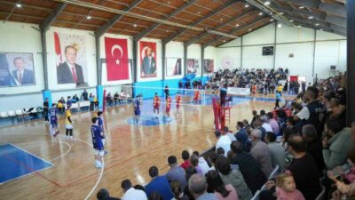 Voleybol Federasyonu 2. Lig’de mücadele eden Yenişehir Belediyespor Takımı, 5
