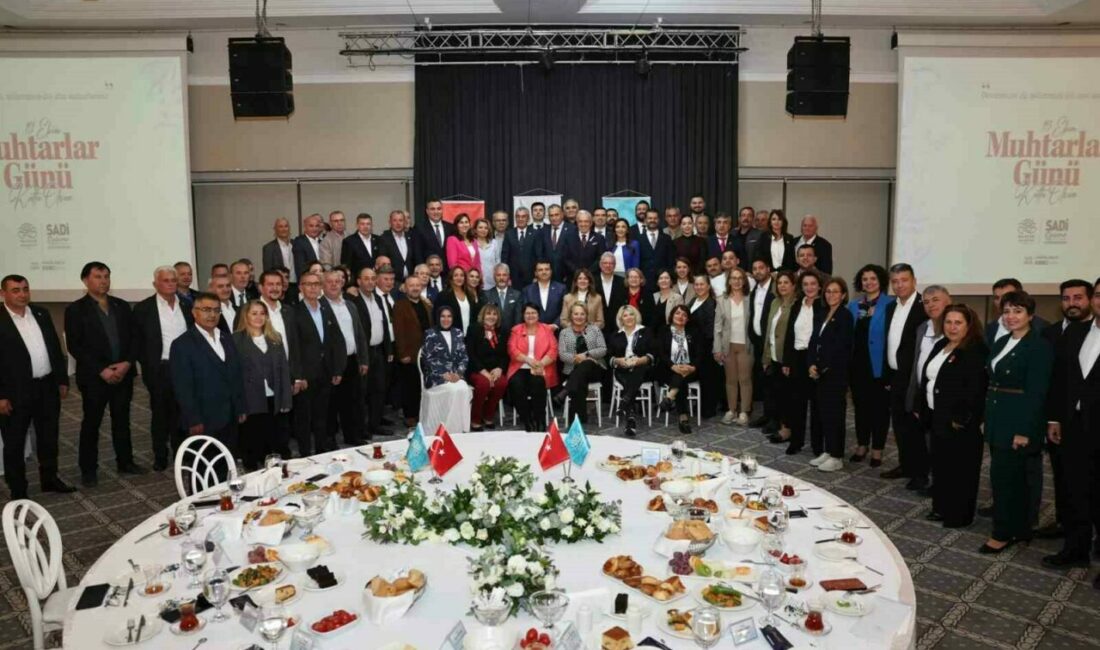 Yerel demokrasinin kalbi Nilüfer’de attı Nilüfer Belediyesi’nin 19 Ekim Muhtarlar Günü buluşmasında, 64 mahalle muhtarı