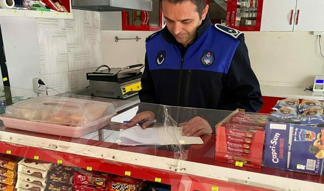 İnegöl Belediyesi Zabıta Müdürlüğü ekipleri, eğitim öğretim yılının başlamasının ardından