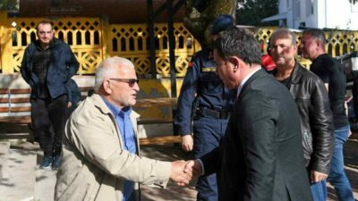 Osmangazi’de yaşayan vatandaşların istek ve taleplerini dinleyerek çözüm önerileri sunmak