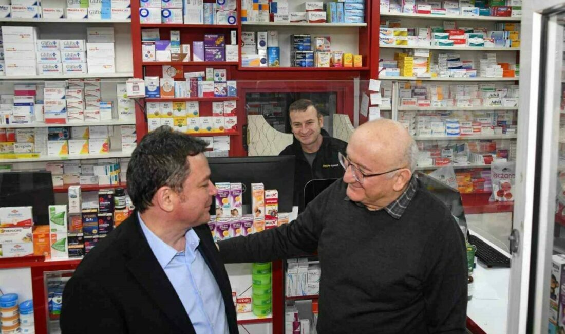 Osmangazi Belediye Başkanı Erkan Aydın, mahalle ziyaretleri kapsamında İstiklal Mahallesi