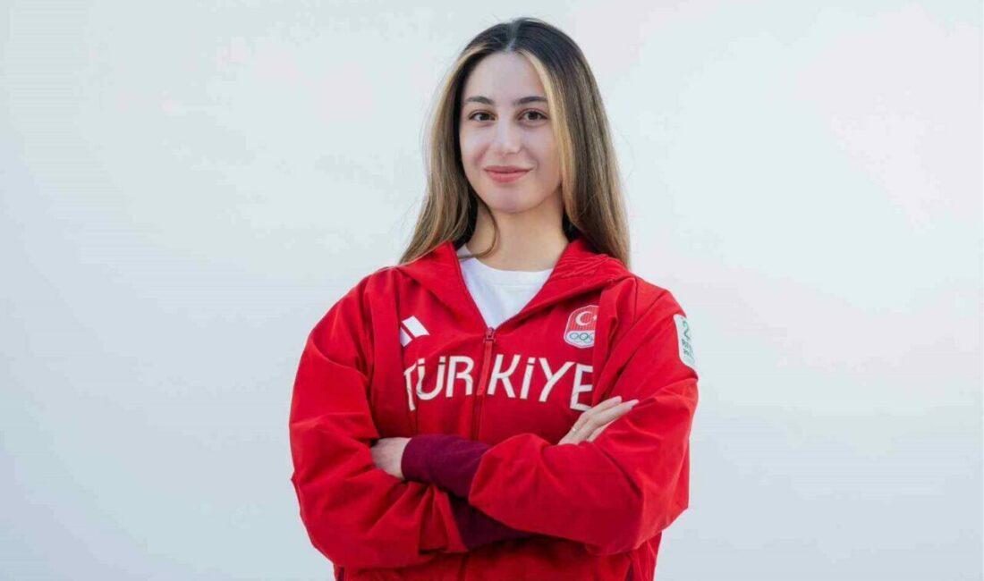 Belediyespor’lu Özge Yılmaz’dan gümüş madalya Bursa Büyükşehir Belediyesporlu Özge Yılmaz’ın da yer aldığı Kadın Masa