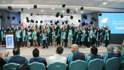 BTÜ’de yüksek lisans ve doktora öğrencileri için mezuniyet töreni düzenlendi.