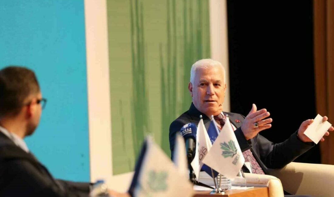 “Bursa modeli, Türkiye’ye örnek olacak” Bursa Büyükşehir Belediye Başkanı Mustafa Bozbey, şehir planlamalarının bütüncül bir