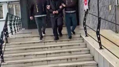 Bursa Emniyet Müdürlüğü ekipleri tarafından aranan şahısların yakalanmasına yönelik yürütülen