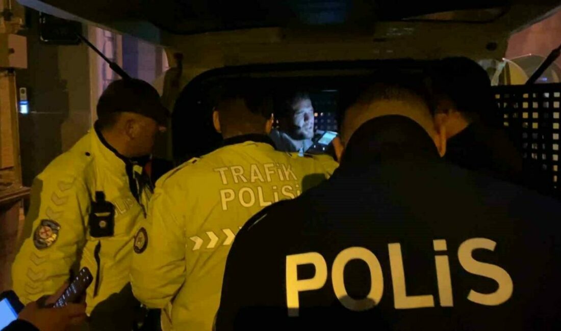 Bursa’nın İnegöl ilçesinde polisin ’dur’ ihtarına uymayan minibüs sürücüsü kovalamaca