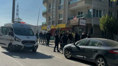 Bursa’nın Nilüfer ilçesinde 1 kişi, takip ettiği eski sevgilisini kafede