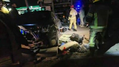 Bursa’da hafif ticari araç ile otomobilin karıştığı kazada 1 kişi