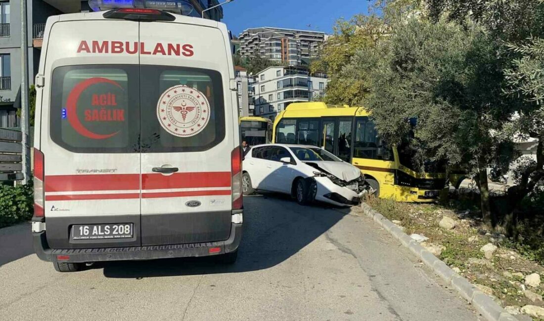 Bursa’nın Mudanya ilçesinde belediye otobüsüyle çarpışan otomobildeki uzman çavuş ve