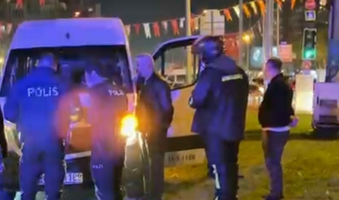 Bursa’da servis aracının çarptığı yaya ağır yaralandı Bursa’da yolun karşısına geçmek isterken servis aracının çarptığı yaya ağır