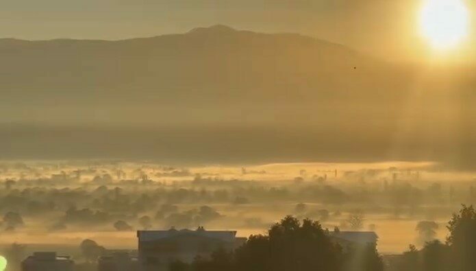 Bursa’da siste kartpostallık görüntüler ortaya çıktı Bursa’da sisli havada ortaya çıkan manzara, kartpostallık görüntüler oluşturdu. İnegöl