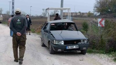 Bursa’da meydana gelen trafik kazasında 1 kişi hayatını kaybederken, 2