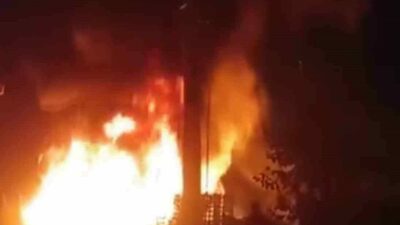 Bursa’da trafoda çıkan yangın, kısa sürede büyüyerek yanında bulunan meyve