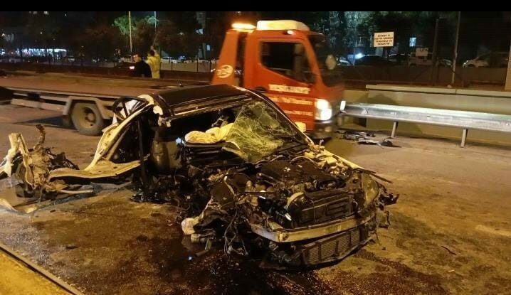 Bursa’da zincirleme kaza: 8 yaralı Bursa’da gece saatlerinde meydana gelen zincirleme trafik kazasında 8 kişi