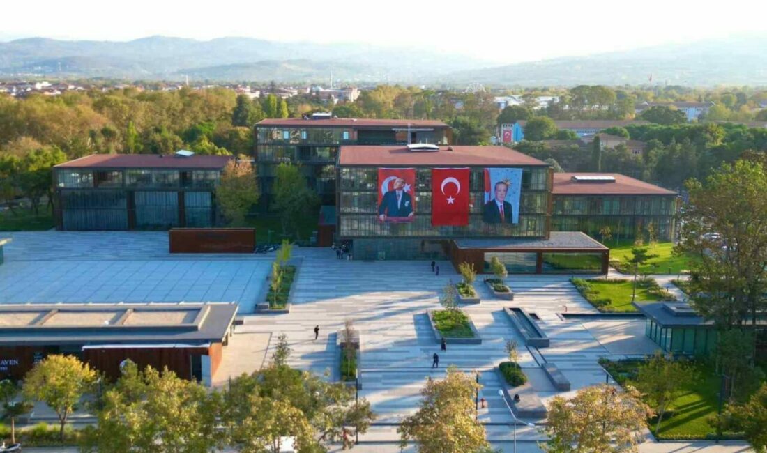 İnegöl Belediyesi’nin tüm hizmetleri cebinizde İnegöl Belediyesi’nin vatandaşların belediye hizmetlerine daha hızlı ve kolay erişebilmesi