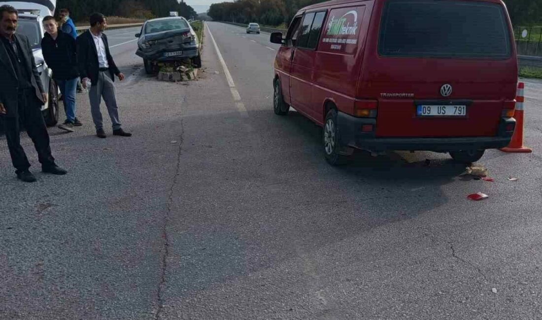 Karacabey’de iki otomobil çarpıştı: 2 yaralı Bursa’nın Karacabey ilçesinde kural ihlali kazaya neden oldu. İki otomobilin