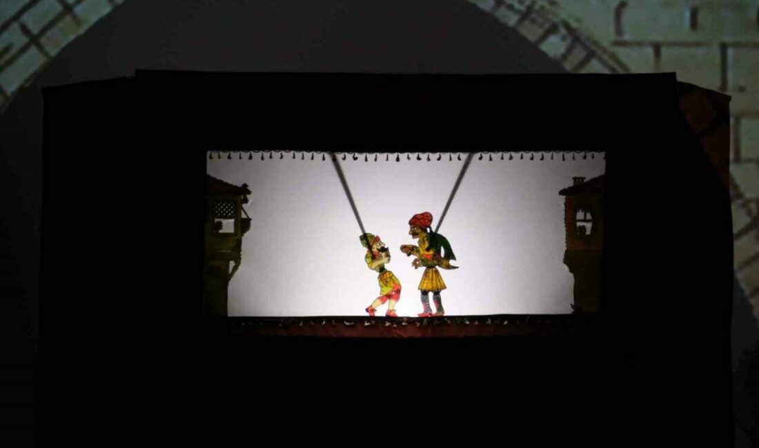 Büyükşehir Belediyesi’nin BKSTV aracılığıyla düzenlediği 21. Uluslararası Karagöz Kukla ve