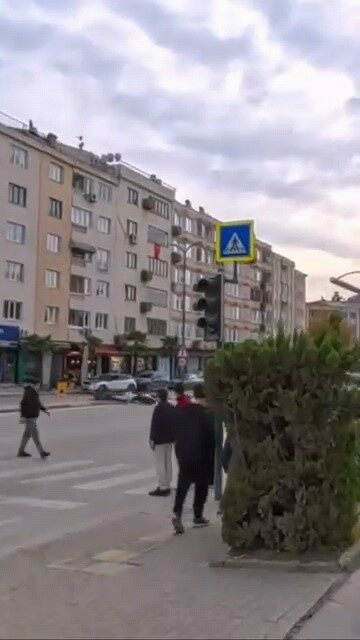 Bursa’nın İnegöl ilçesinde meydana gelen kazada kontrolden çıkan motosikletin yaptığı