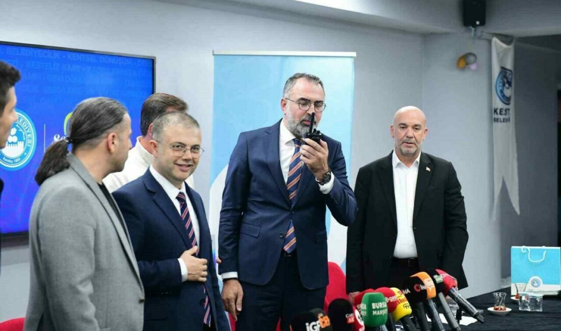 Kestel’de afetlere karşı kesintisiz iletişim için telsiz altyapısı kuruldu Bursa’nın Kestel ilçesinde afet anlarında iletişim kopukluklarını önlemek amacıyla yeni