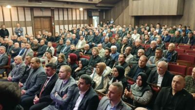 MHP Genel Sekreteri ve Bursa Milletvekili İsmet Büyükataman, İnegöl’de STK