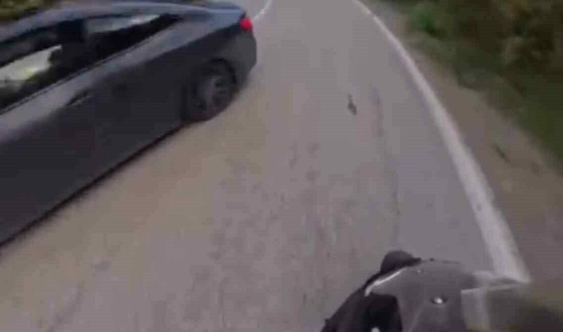 Bursa Gemlik yolu üzerinde seyir halinde olan bir motosikletli, kontrolden