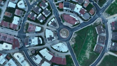 Bursa’da kent merkezinin yanı sıra ilçelerdeki cadde ve sokakları da