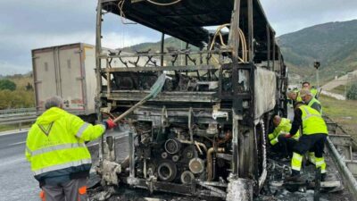 Gebze-Orhangazi-İzmir Otoyolu Orhangazi Tüneli yakınlarında meydana gelen otobüs yangınında Çanakkale’nin