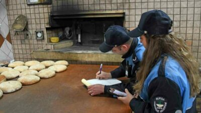 Gıda zehirlenmelerinin artmasıyla birlikte halk sağlığını korumaya yönelik çalışmalarını sıklaştıran