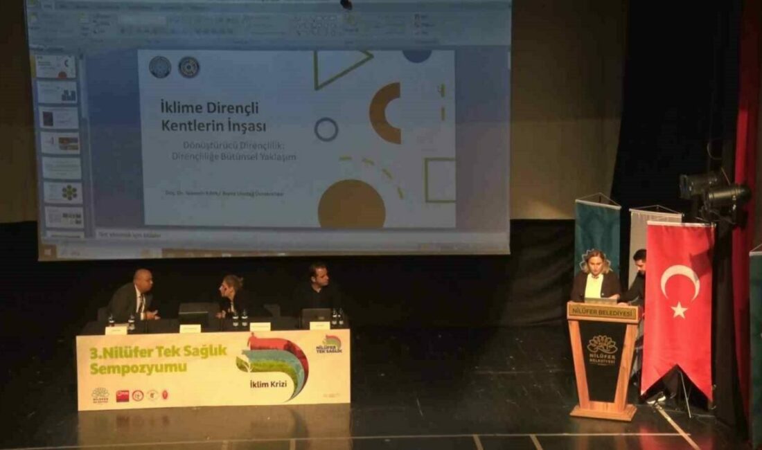 Şadi Özdemir: “Nilüfer’de doğanın sesinin yankılandığı bir kent olma hedefiyle ilerliyoruz” Nilüfer Belediyesi’nce bu yıl 3’üncüsü düzenlenen Nilüfer Tek Sağlık Sempozyumu,