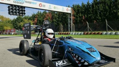 Bursa Uludağ Üniversitesi öğrencileri, ilk elektrikli formula aracını tanıtacağı OTTOSEM