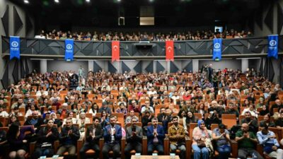 Yıldırım Belediyesi, düzenlediği kültür ve sanat programlarıyla ilçeye renk katmaya