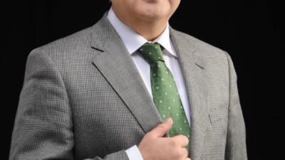 Bursa turist rehberleri camiasının yakından tanıdığı Denizhan Sezgin, meslektaşlarıyla uzun