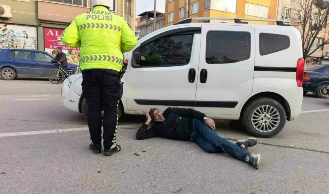 Bursa’nın İnegöl ilçesinde meydana gelen kazada hafif ticari araç ile
