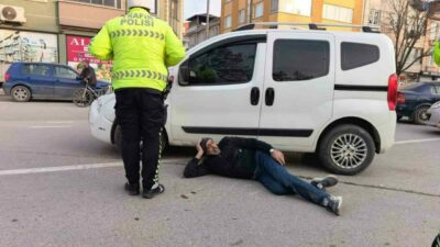 Bursa’nın İnegöl ilçesinde meydana gelen kazada hafif ticari araç ile