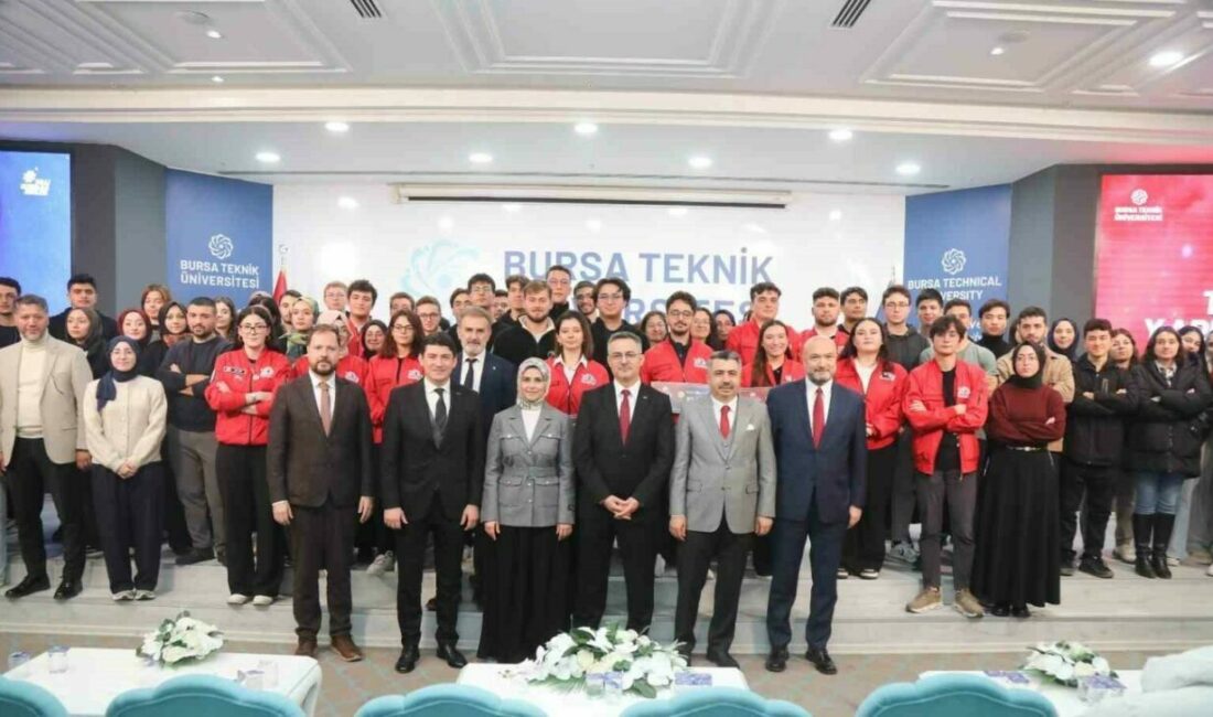 BTÜ’de “5 Dakikada TEKNOFEST” heyecanı BTÜ’de “TEKNOFEST Yarışma Sürecini 5 Dakikada Anlat” etkinliği düzenledi. TEKNOFEST
