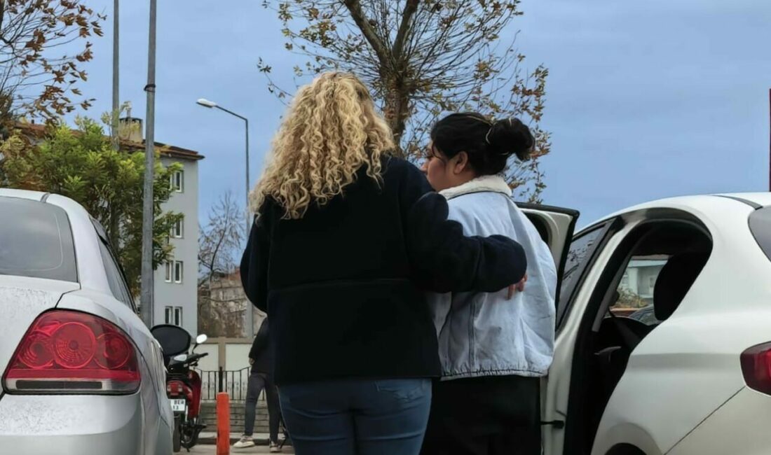 Bursa’da 2 kilogram uyuşturucu madde ele geçirildi Bursa’nın İnegöl ilçesinde Narkotik Büro Amirliği ekiplerince bir eve düzenlenen