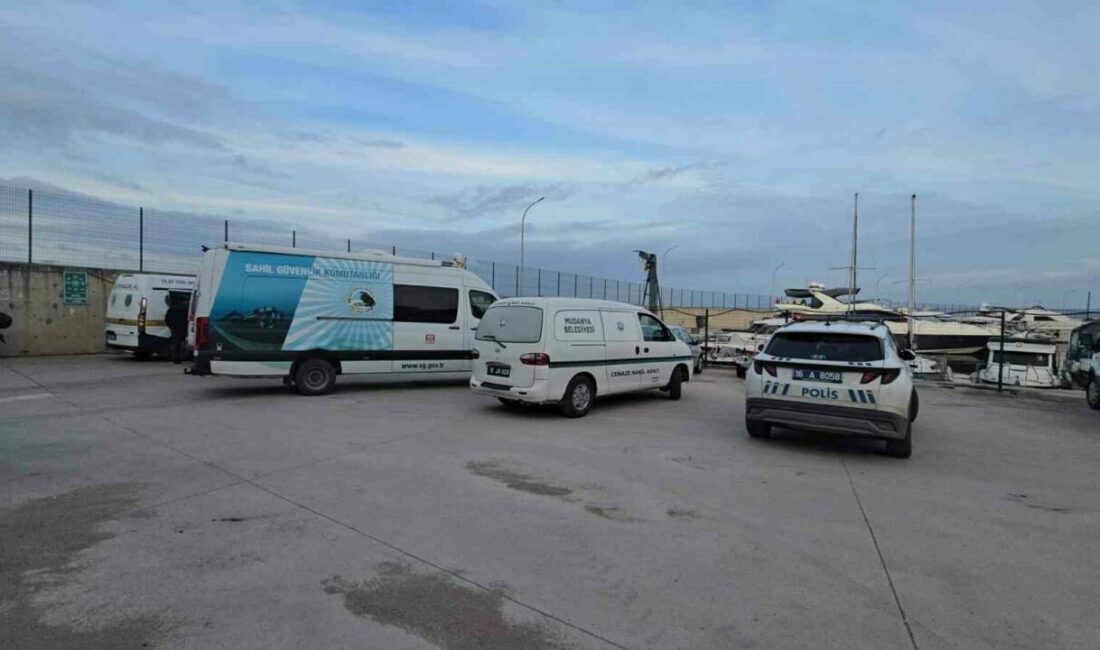 Bursa’da 3 gündür kayıp 19 yaşındaki Berat’ın cansız bedeni bulundu Bursa’da 7 Aralık’tan bu yana kayıp olarak aranan 19 yaşındaki